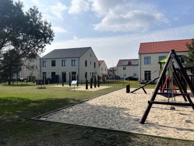 Nähe Velten, Hennigsdorf, Falkensee: NKM ab 13,64 €/ m² inkl. Gartenanteil und Stellplatz