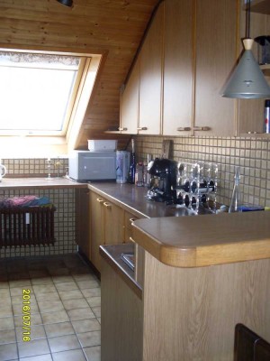 Für Anleger - Exklusive 3-Zimmer-Dachgeschosswohnung mit Einbauküche in Fellbach