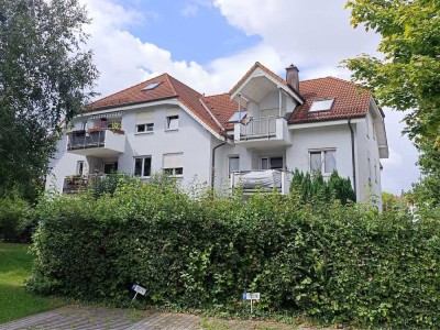Kesselsdorf - provisionsfrei: exklusive 2 Zimmer-Wohnung mit Balkon und Tiefgarage