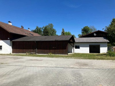 Haus mit Nebengebäuden groß / vielseitig / barrierefrei