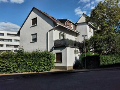 Geräumiges 13-Raum-Mehrfamilienhaus in Bad Homburg vor der Höhe