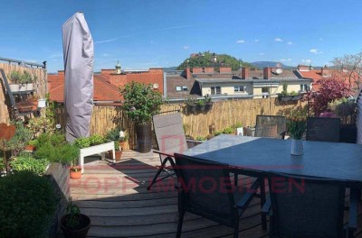 MITTEN IN DER ALTSTADT: gepflegte DG-Maisonette mit großer Dachterrasse