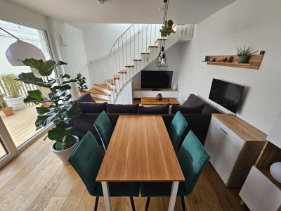 Möblierte 2-Zimmer-Dachterrassenwohnung für Kurzzeitvermietung