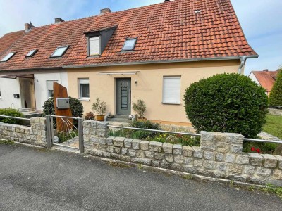Doppelhaushälfte  zu Verkaufen in Niederwerrn