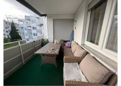 ***Großzügige, helle 5-ZIM-Wohnung mit Balkon und Stellplatz***