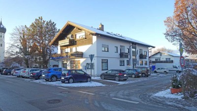 Geräumig über den Dächern Geltings residieren