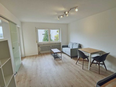 Möbilierte 1 Zimmer-Wohnung mit Stellplatz und Balkon