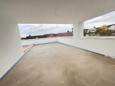 Penthouse-Life mit traumhafter Aussicht und riesiger Terrasse sowie Balkon ** QNG 40** Förderfähig*