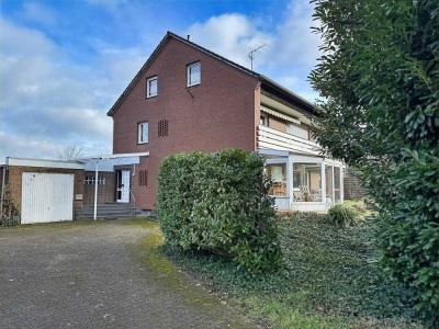 Renovierungsbedürftiges  Einfamilienhaus mit riesigem Grundstück!
Dorsten-Rhade