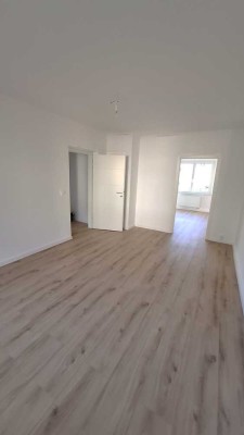 Erstbezug nach Sanierung: Charmante 2-Zi-Wohnung mit Balkon in Dresden Seidnitz/Dobritz
