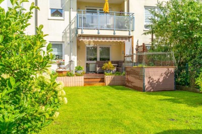 Modernisierte Erdgeschosswohnung mit Terrasse und Garten in Blankenfelde