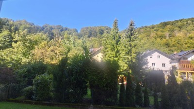Sehr schöne Eigentumswohnung mit Blick ins Grüne