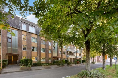 Exklusive Eigentumswohnung in Kaiserswerth - tolle Lage mit Blick ins Grüne