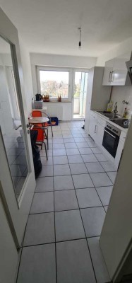 Modernisierte 2-Zimmer-Wohnung mit Balkon in Düren