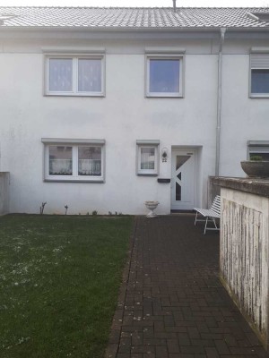 Reihenmittelhaus mit 5 Zimmern, Terrasse und kleinem Garten in Lippstadt Süd