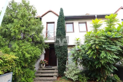 Ihr neues Zuhause: Gepflegtes Reihenmittelhaus mit Platz und Charme!