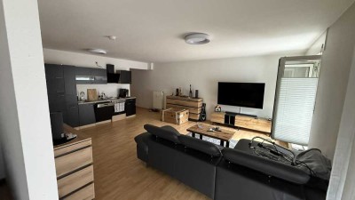 Nachmieter:in gesucht für attraktive Souterrain-Wohnung mit Balkon und Garage