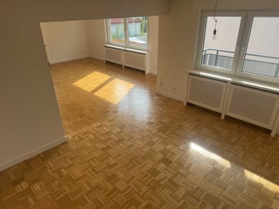 Helle, renovierte 3,5-Zi-Wohnung in KA-Stupferich