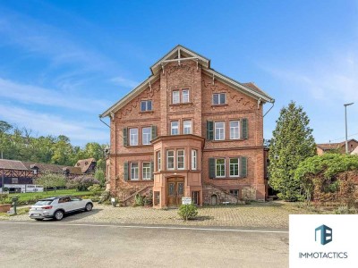 Stilvolle und geräumige 4-Zimmer-Erdgeschoss-Wohnung mit Terrasse und zusätzlichem Souterrainbereich