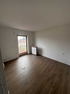 ***Frisch sanierte 2-Zimmer Wohnung***