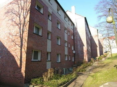 Schöne 2 Zimmer Wohnung mit Balkon in der Südstraße