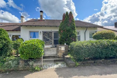 VIEL PLATZ MIT TOLLER AUSSICHT IN PFULLINGEN!