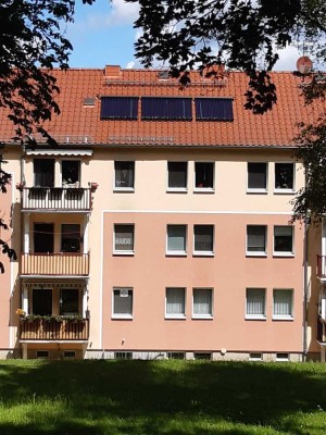 Gemütliche, ruhige 2-Zimmer-Wohnung mit Blick ins Grüne