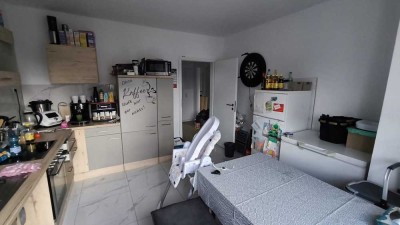 Vollständig renovierte 3-Zimmer-Wohnung mit Balkon in Wirges