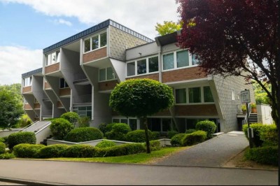 Nahe Bergisch Gladbach: Exklusive, 3Raum-EG-Wohnung mit eigenem Eingang in Waldrandlage mit Terrasse