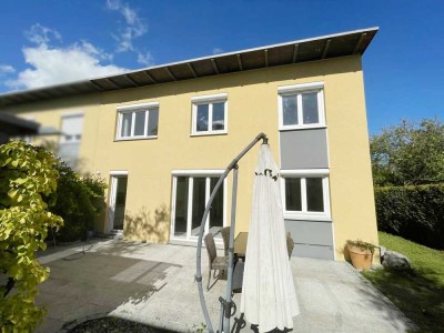 Reiheneckhaus mit Carport 
in Ulm/Wiblingen