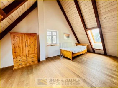 Dorfen -Denkmalgeschütztes Schmuckstück- 3,5-Zi.-Maisonette mit Dachterrasse und spektakulären Blick