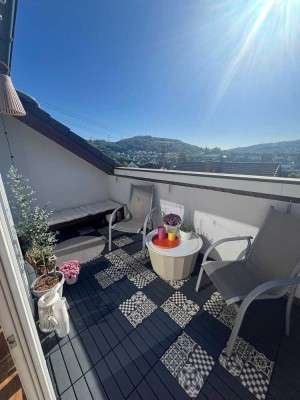 Traumhafte Dachgeschosswohnung mit einzigartiger Aussicht über Niederschelden