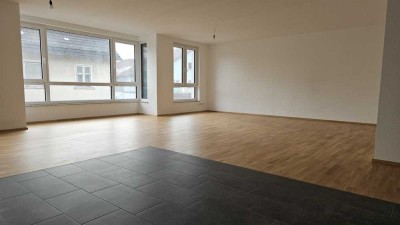 Helle und moderne 2,5-Zi.-Wohnung im Herzen Markdorfs