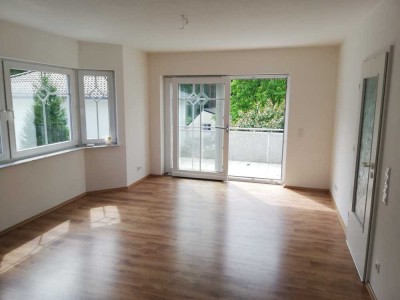 ruhige ca. 60qm 2-Zi. in Röd.-Waldacker, direkt am Waldrand mit Balkon