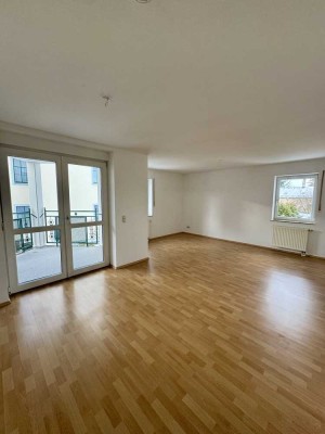 2-Raum-Wohnung mit Balkon in zentraler Lage