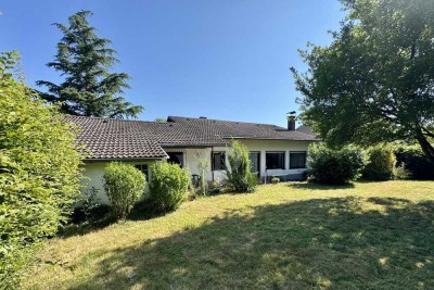 Bungalow im Grünen mit Potenzial zum barrierefreien Wohnen