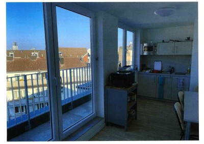 Möblierte Penthouse-Wohnung mit Bad, Terrasse, Klimaanlage - in TOPLAGE # 22.1