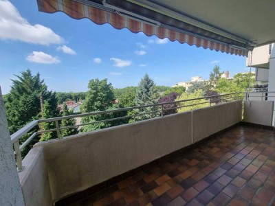 Große 3-Zimmer-(Familien-)Wohnung zu bezahlbarem Preis
