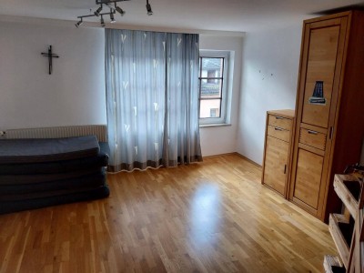 Gemütliche Dachgeschoßwohnung in Zentrumslage