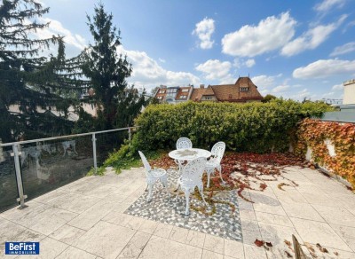 Prachtvolle Dachterrassenwohnung in der exklusiven Villa Jahn
