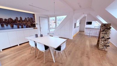 Lichtdurchflutetes Penthouse mit Aussicht und Sauna in Korb