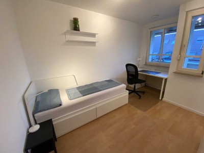 Möblierte 1-Zimmer-Studentenwohnung mit Balkon in Freiburg, zentral & bezugsfrei