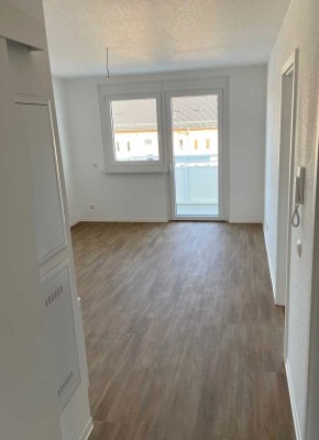 Seniorengerechte und barrierearme 2-Raum-Wohnung mit Aufzug und Balkon
