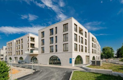 Sofort beziehbar! Phantastische Dachterrassenwohnung mit Berg- und Altstadtblick