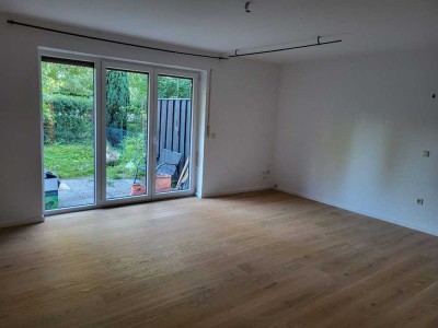 Frisch renovierte 1-Zimmer Wohnung, sofort verfügbar