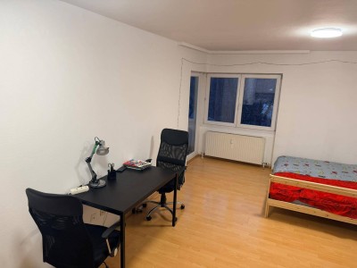 Schöne 1-Zimmer-Wohnung (ca. 30 m²) mit Balkon in Salzburg-Parsch – Einzug ab sofort möglich