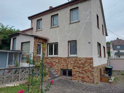 Top-Gelegenheit! 3 Zimmer Wohnung mit Gartennutzung in guter Lage von Bad Sobernheim zu vermieten.