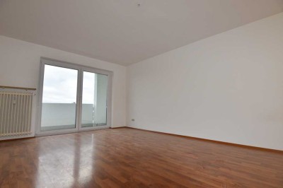 Schöne 1-Zimmer-Wohnung mit Balkon und Stellplatz mit toller Aussicht!