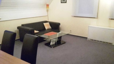 3-Zimmer-DG-Wohnung mit EBK in Böblingen