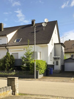 Attraktive Doppelhaushälfte - Viel Platz, Komfort und Charme!
